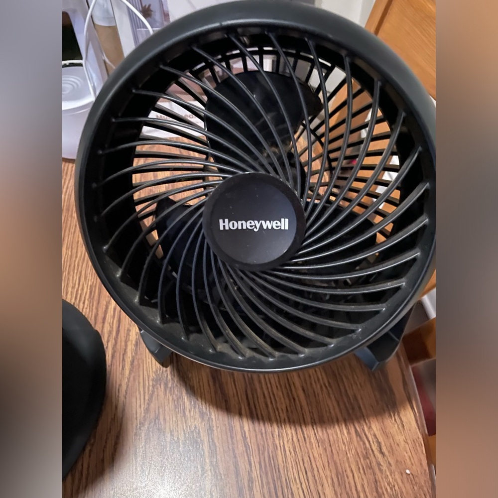 HONEYWELL PORTABLE FAN
